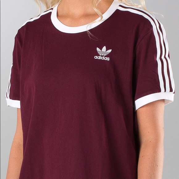 adidas burgundy 3 stripe t shirt